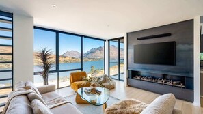 TV, fireplace, offices