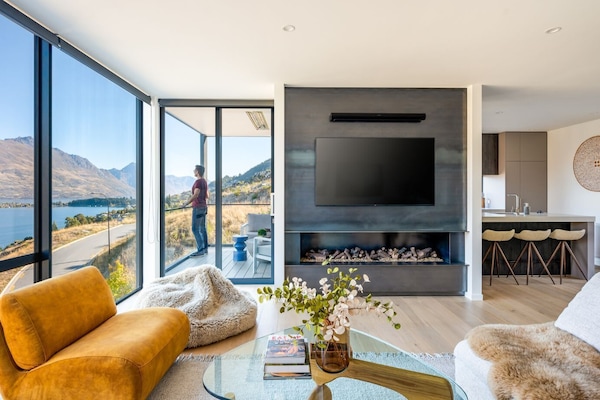 tay toasty in luxury accommodation, Queenstown