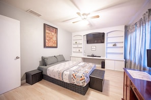 2 chambres, bureau, fer et planche à repasser, accès au Wi-Fi (inclus)