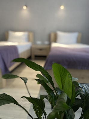 Basic-Apartment | 2 Schlafzimmer, Select-Comfort-Betten, schallisolierte Zimmer