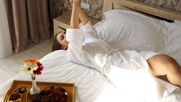 Basic Apartment | 2 bedrooms, Select Comfort beds, soundproofing, iron/ironing board