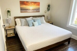 3 soverom, strykejern/-brett, wi-fi og sengetøy