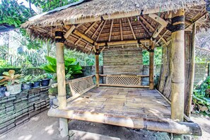 Exterior - Hotel O Ashooy HomestayNearWisata Desa sedau (Narmada)