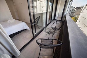 2 bedrooms, iron/ironing board, WiFi, bed sheets - Luminous apt 4ppl Palermo Soho (Buenos Aires)