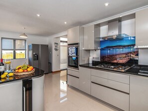 食器洗い機、ハイチェア