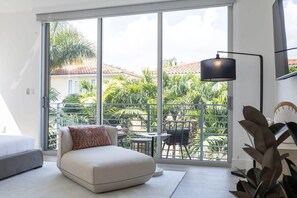 Interior - Modernista, Luxury Villa, Pool by Coconut Grove (Miami)
