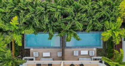 Modernista 2, Townhome with Pool by Coconut Grove