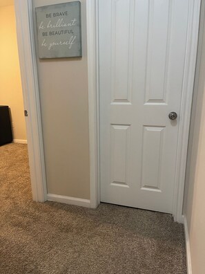 Interior - Quite Stay at Woodlake Briar Meadow (Houston)