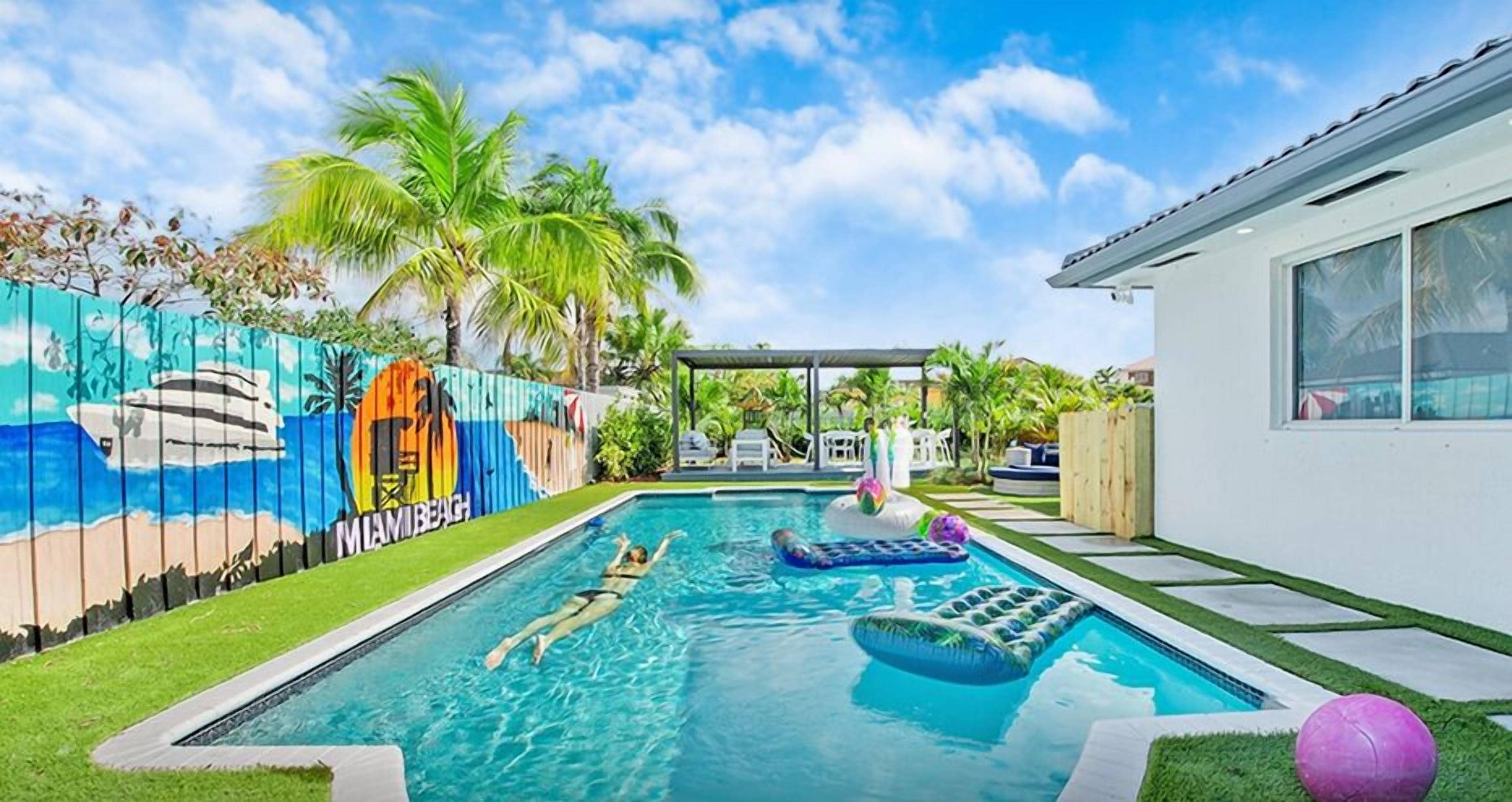 Ulkouima-allas, lämmitetty uima-allas