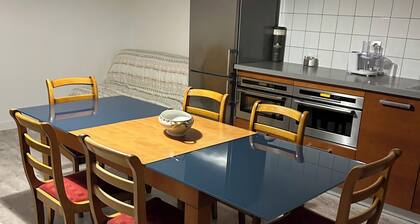 Gite indépendant proche plage spacieux pour 16 personnes COTE DE GRANIT ROSE