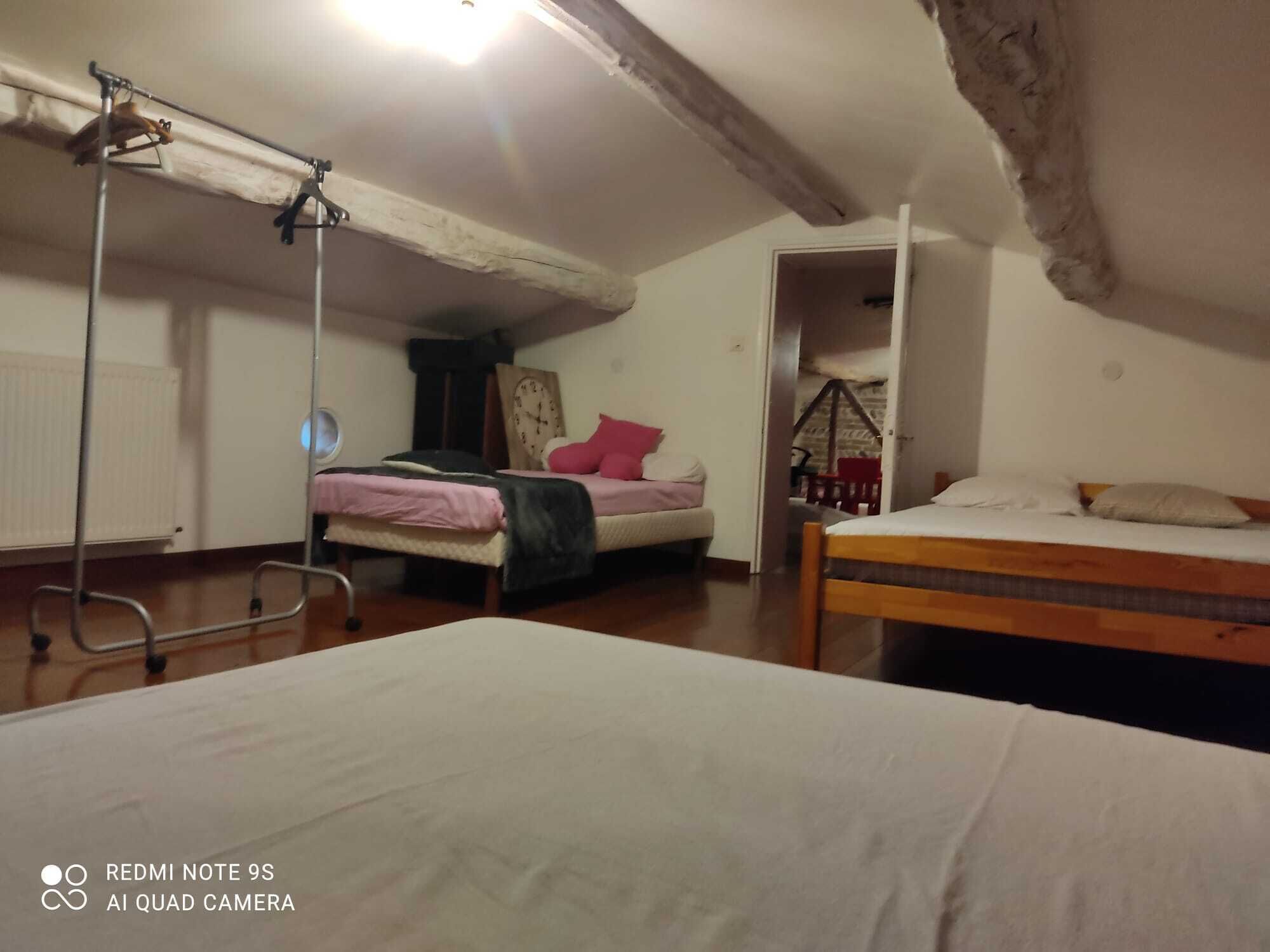 6 Schlafzimmer, Reisekinderbett, WLAN