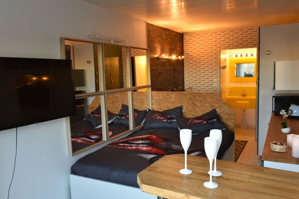 1 bedroom, iron/ironing board