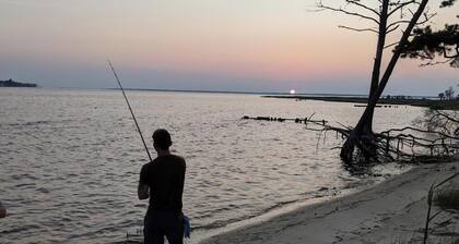 Large garage apartment on the beach