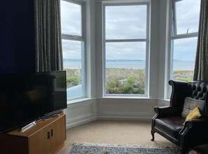 Living area - Loughview (Bangor)