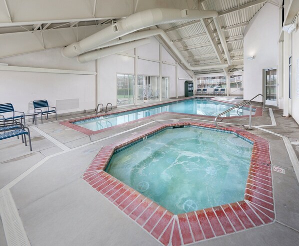 Innenpool, Außenpool