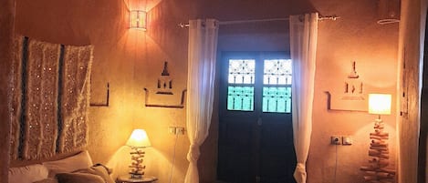 Habitación clásica | Ropa de cama de alta calidad y ropa de cama