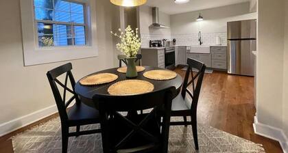 Brevard Bike and Hike Retreat (Walk to Downtown!)