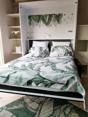 Iron/ironing board, WiFi, bed sheets - 500 m from the seaside Hyeres Giens (Hyères)