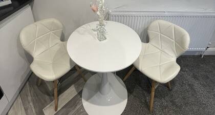 Modern Specious 2 Bedroom Apartment