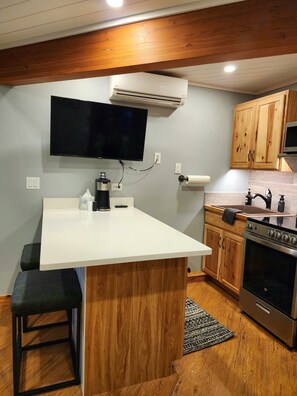 Micro-ondas, cooktop, lava-lou ças, torradeira