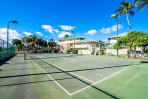 Sports court - 
Great Value!! Oceanview 3 bedroom condo on 7-mile beach. (George Town)