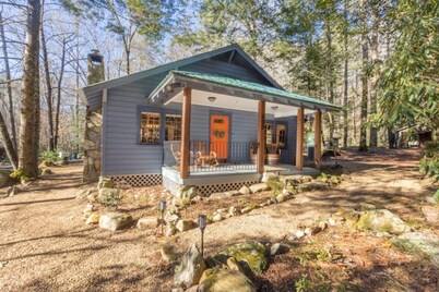 Ole Blue - Table Rock, Sassafras, Lake Keowee, Lake Jocassee.