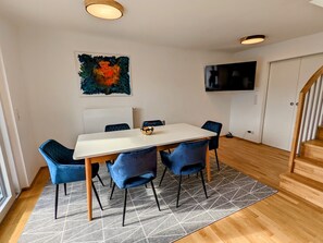 Apartment | Dining - Apartment in Mariazell Near Ski Slopes (Mariazell)