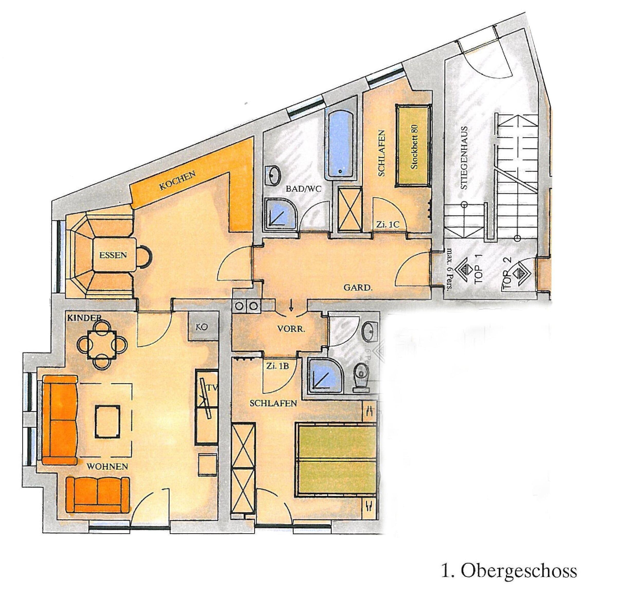 Plano de distribución de un hotel con habitaciones señaladas, incluyendo cocina, comedor, sala de estar, dormitorios y un jardín.