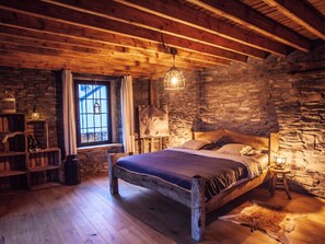 House | 2 bedrooms, individually furnished - Chalet in Hardigny Near Ski Slopes (Bastogne)