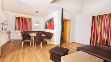 Apartment | Living room