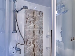Chalet | Bathroom - Serene Dune Chalet Near Beach (Hollum)