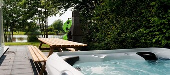 Luxury Holiday Home With Sauna in Vlagtwedde
