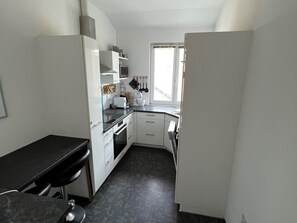 Apartment | Private kitchen | Electric kettle, toaster