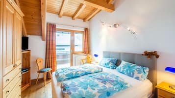 Apartemen | 2 kamar tidur dan dilengkapi dengan perabotan berbeda-beda