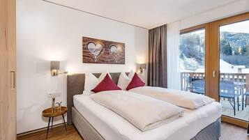 House | 2 bedrooms, individually furnished, bed sheets