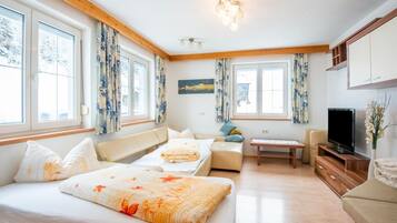 Departamento | 4 habitaciones, muebles diferentes y ropa de cama