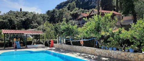 Apartment | Pool | Outdoor pool