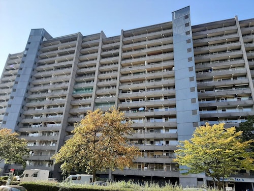 Apartment With Balcony, Neuss