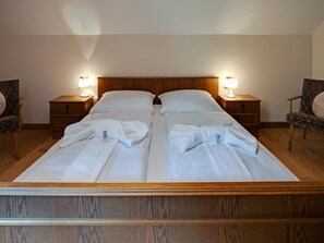 Apartment | 2 bedrooms, bed sheets - Apartment in Mooswald in Carinthia With Pool (Fresach)