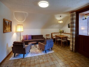 Apartment | Living room - Apartment in Mooswald in Carinthia With Pool (Fresach)