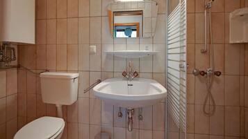 Apartment | Badezimmer | Handtücher