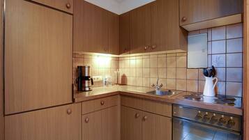 Apartment | Private kitchen | Electric kettle