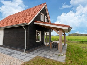 Exterior - Holiday Home Near Scherpenisse Beach (Scherpenisse)