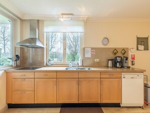 Private kitchen - Inviting Villa in Panningen (Panningen)