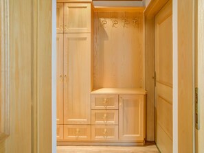 Apartemen | Kamar mandi | Handuk