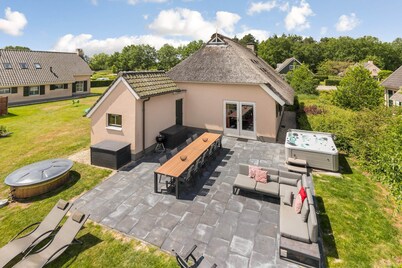 Family House With Wellness