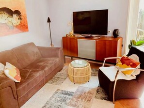 House | Living area - Nice Holiday Residence in De Koog Near the Beach (De Koog)