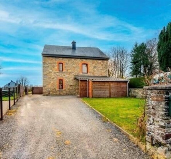 House | Exterior