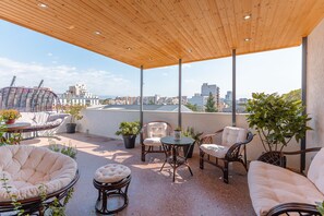 Terrace/patio - Penthouse Apartment in Vake (T'bilisi)