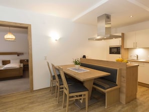 Apartment | Dining - Lovely Apartment on a Farm in Radstadt (Radstadt)